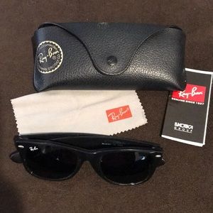 Ray Ban Wayfarer sunglasses